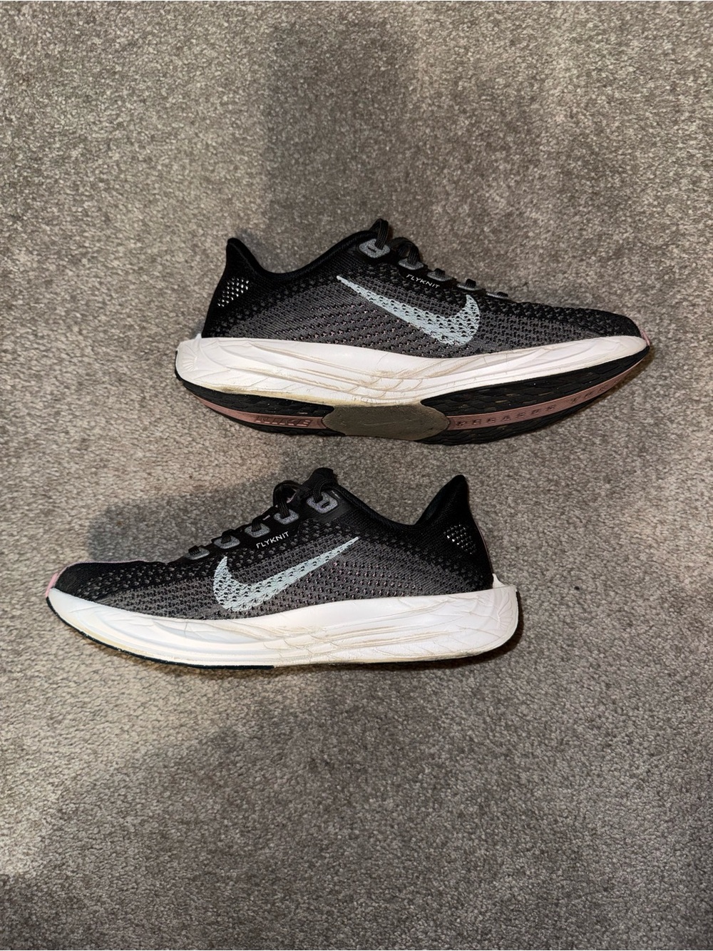 Nike Pegasus Plus - Women’s size 6